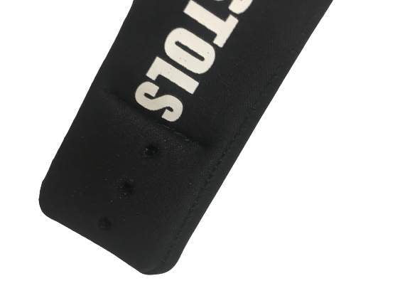 Surfpistols Wing Footstraps en V Néoprène + vis